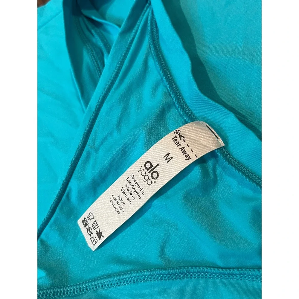 Alo Yoga Womens Racerback Tank Top Turquoise Blue Size Medium Activewear Yoga